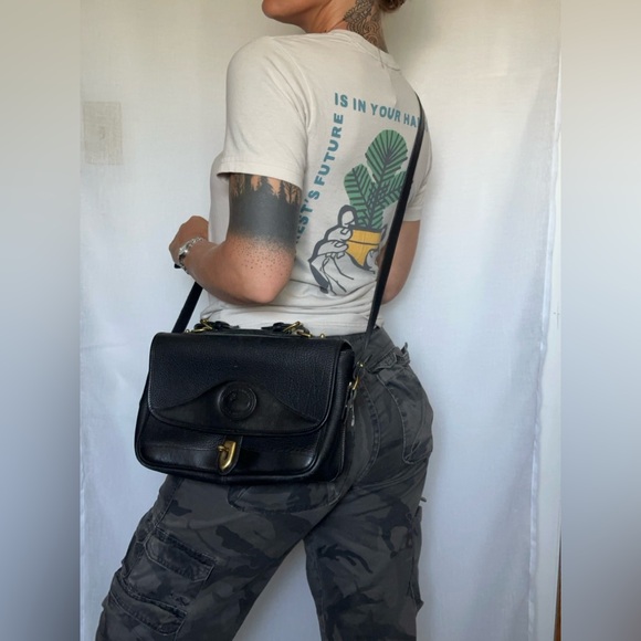Dooney & Bourke Handbags - Vintage Dooney & Bourke Black Leather Bag